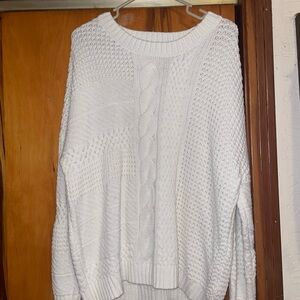 Time and Tru White Textured Knit Sweater